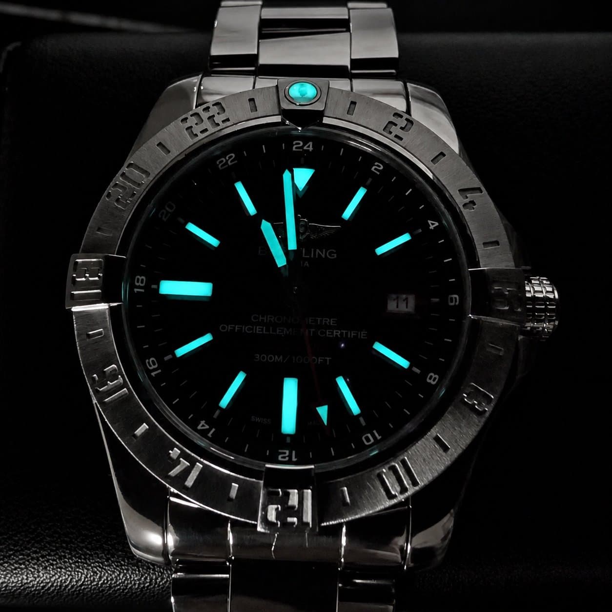 Breitling Avenger II GMT (Ref. A32390) — photo 13