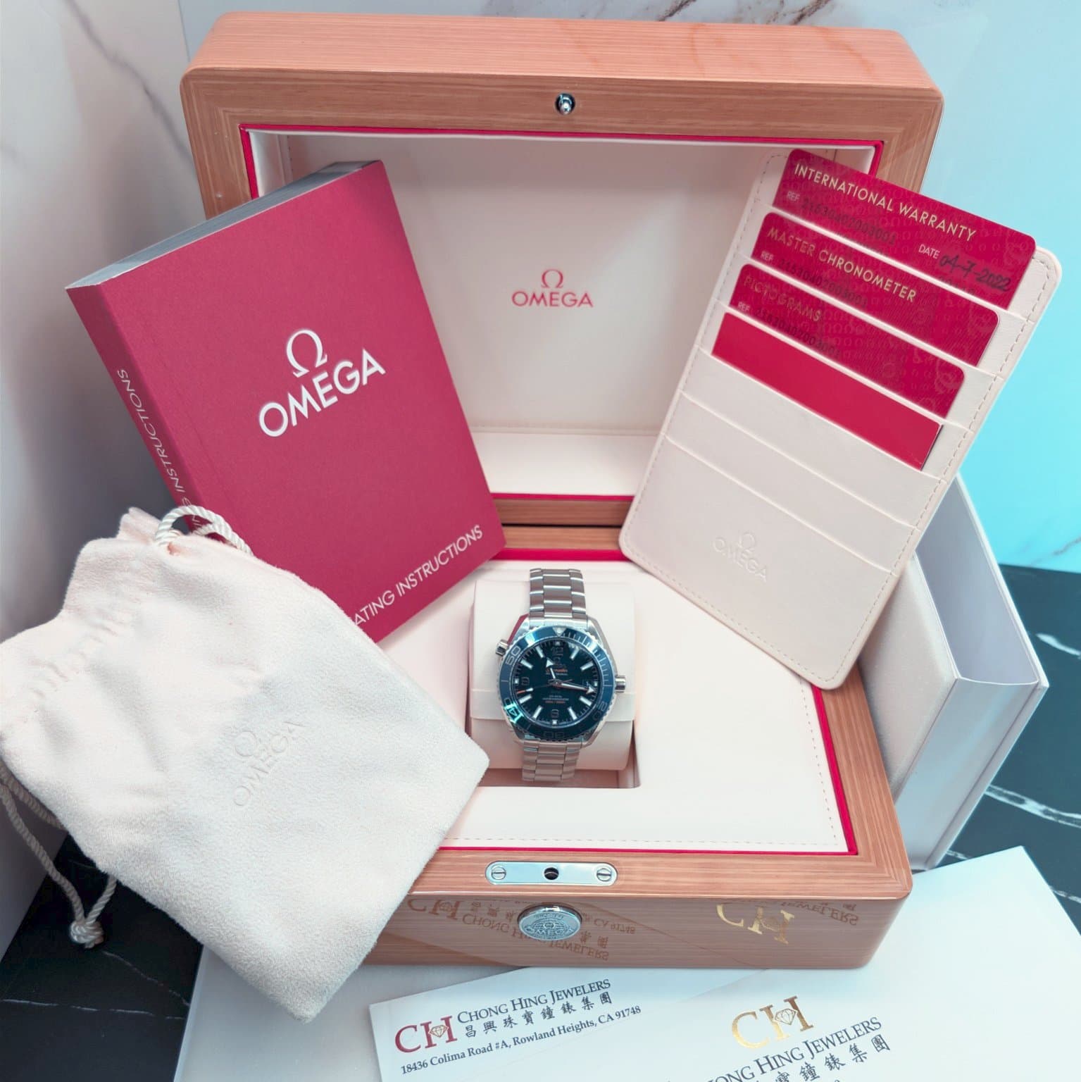 Omega Seamaster Planet Ocean (Ref. 215.30.40.20.03.001) — photo 10